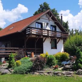 Csendes Bükk Kulcsosház, hotel in Izvoare