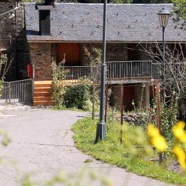 Apartaments Turístics Vilaró, ξενοδοχείο σε Llorts