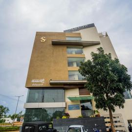 Samasth Palatial Hotel, hotel en Mysore