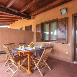 Trilo Beach, hotel in Monte Nai