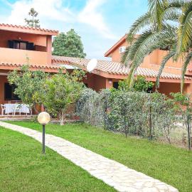 Beautiful Apartment In Costa Rei -Ca- With Wifi, hotel in Monte Nai