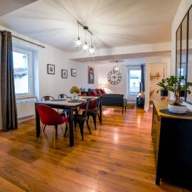 The Eighteen _ Hyper-centre - T3 de 65m² - 8 Pers., hotel a Voiron