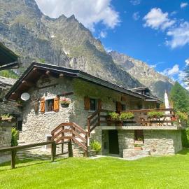 Casa Ornella - Baita Pra Sec, hotel in Montita