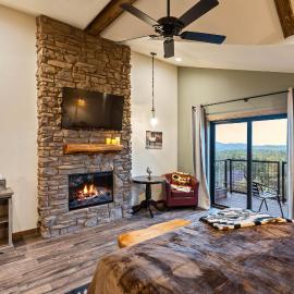Lodge at 5600, hotel in Pine