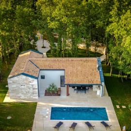 Casa Bosca with heated pool