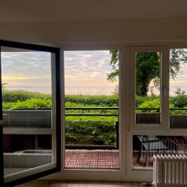 Moderne 3-Zi-Wohnung mit Meerblick direkt am Strand