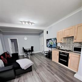 Large Flat quite location Modern and well equipped