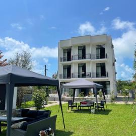 Villa Flora, hotel em Gonio