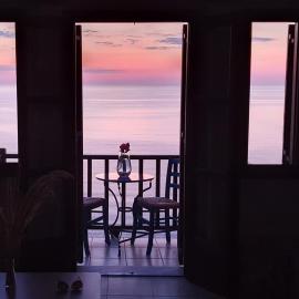 ENDLESS BLUE HOME