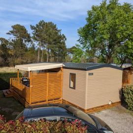 200m de la plage Bungalow LUXE de 44m2 Ménage et draps inclus Camping 5 Etoiles Mayotte Lac Biscarrosse Koyobalys, hotel din Biscarrosse