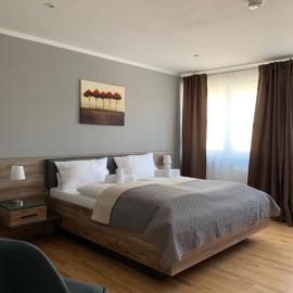 HGH - Hotel Garni Helbig, hótel í Neustadt an der Weinstraße