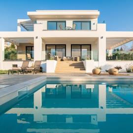 Valentino Luxury Villa, hotelli kohteessa Plános