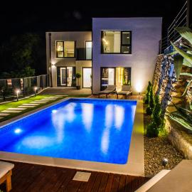Villa Magic look
