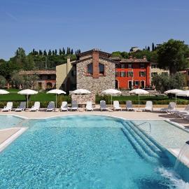 Residence Borgo Mondragon, hótel í Lazise