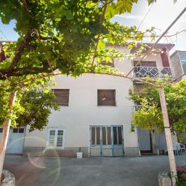 Apartment Tina, hotel i Sumpetar