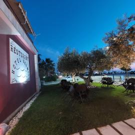 Velmar Hotel, hotel in Golem