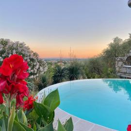 Agriturismo La Sorgente di Rossi Valentino、Larcianoのホテル