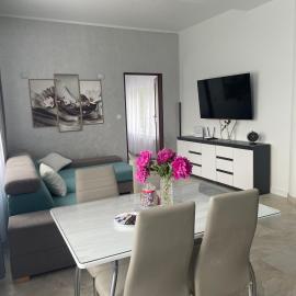 Apartamenty "SZKIEŁKO", hotel in Koszalin