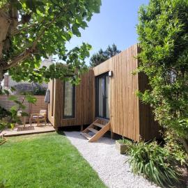 "La cabane du sentier", tiny house sur pilotis avec petit jardin, proche de la mer et du site naturel des 2 caps