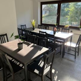 Olymp Wettenberg - Monteurzimmer, viešbutis mieste Launsbach