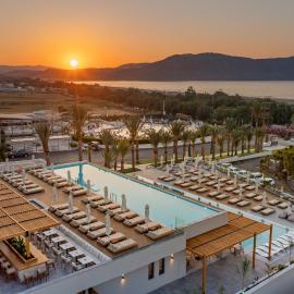 Georgioupolis Suites & Aqua Park, hotel a Georgioupolis