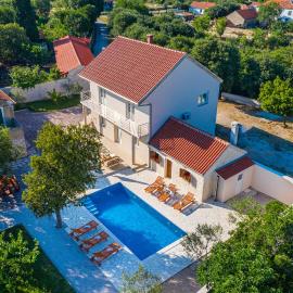 kuća za odmor ZARA