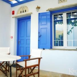 Karyatides Apartments