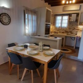 Ranias House, hotell i Antiparos