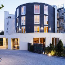 Schwitzer's Hotel am Park, hotel sa Waldbronn