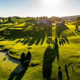 Domaine du Mont-Saint-Jean、レ・ルースのホテル