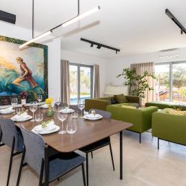 Luxury house Natanel, hotell sihtkohas Škrip