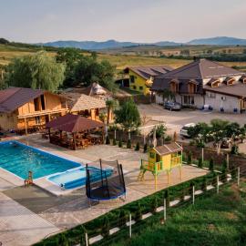 Complex Stefanesti, hotel i Bozovici