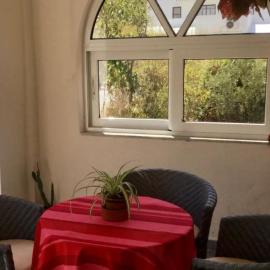 KOUMANS RESIDENCE AKOUMIA-TRIOPETRA, hotel a Akoumia