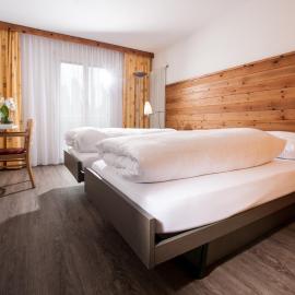SEELANDHOTEL Weisses Kreuz, hotel Lyss városában 