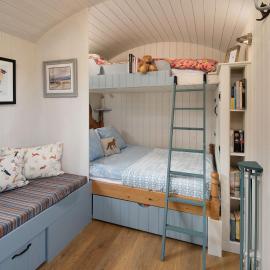 Cow Parsley Shepherd's Hut