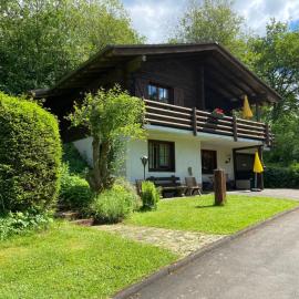 Apartment Reinskopf-1 by Interhome, hotel din Schönecken