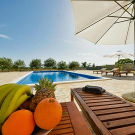 Holiday Home Villa Dalmacija by Interhome