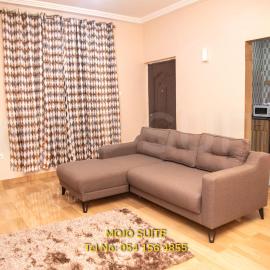Mojo Apartment, Tema, hotel a Tema