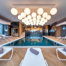 Complex Hotelier COTA O MIE, מלון בסינאיה