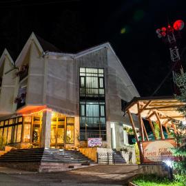 Vila Pellegrin, hotel en Durau