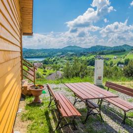 Domek Bieszczady Jezioro Solińskie โรงแรมในโวลโคเวยา