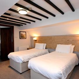 Swan, Thatcham by Marston's Inns, hotel di Thatcham
