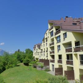 Apartment Enzian 720 by Interhome