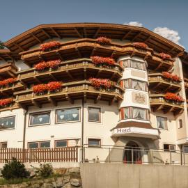 Panoramahotel Schwendbergerhof โรงแรมในฮิพพาค
