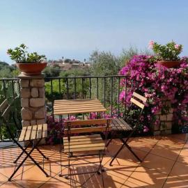 Holiday Home Garden House Li Galli by Interhome, hotel em Torca