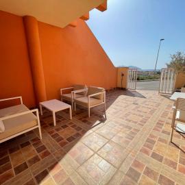 El Alamillo ground floor apartment with sea view