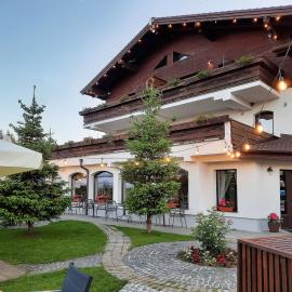 Pensiune & Restaurant Victoria, hótel í Păltiniş