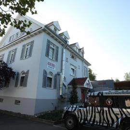 Achtender, hotelli kohteessa Metzingen