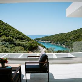 Myrtia Luxury Suites, hotel a Perdika