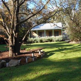 Grampians View Cottages and Units, hotel i Halls Gap